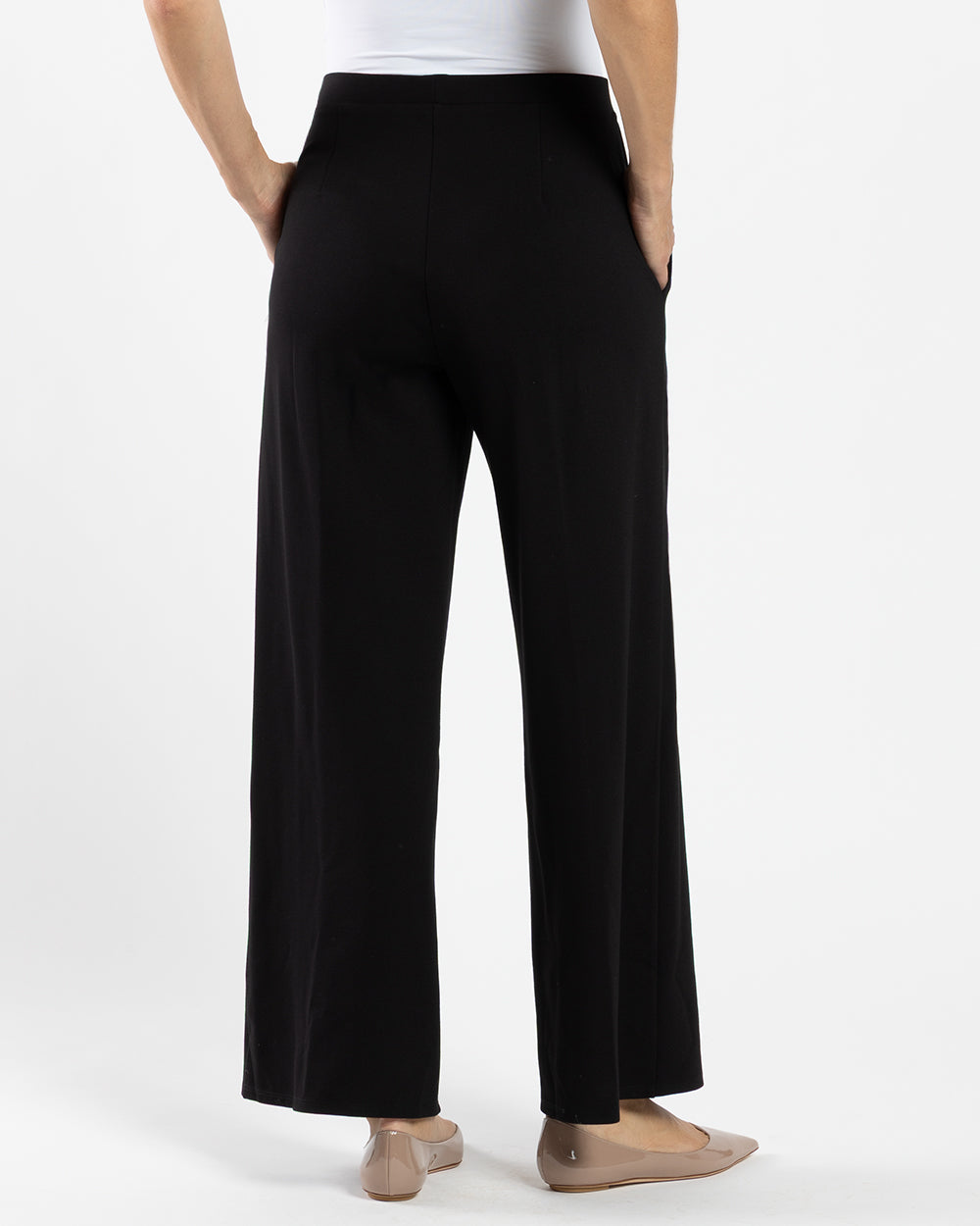 Nicolette Pant - Jude Ponte
