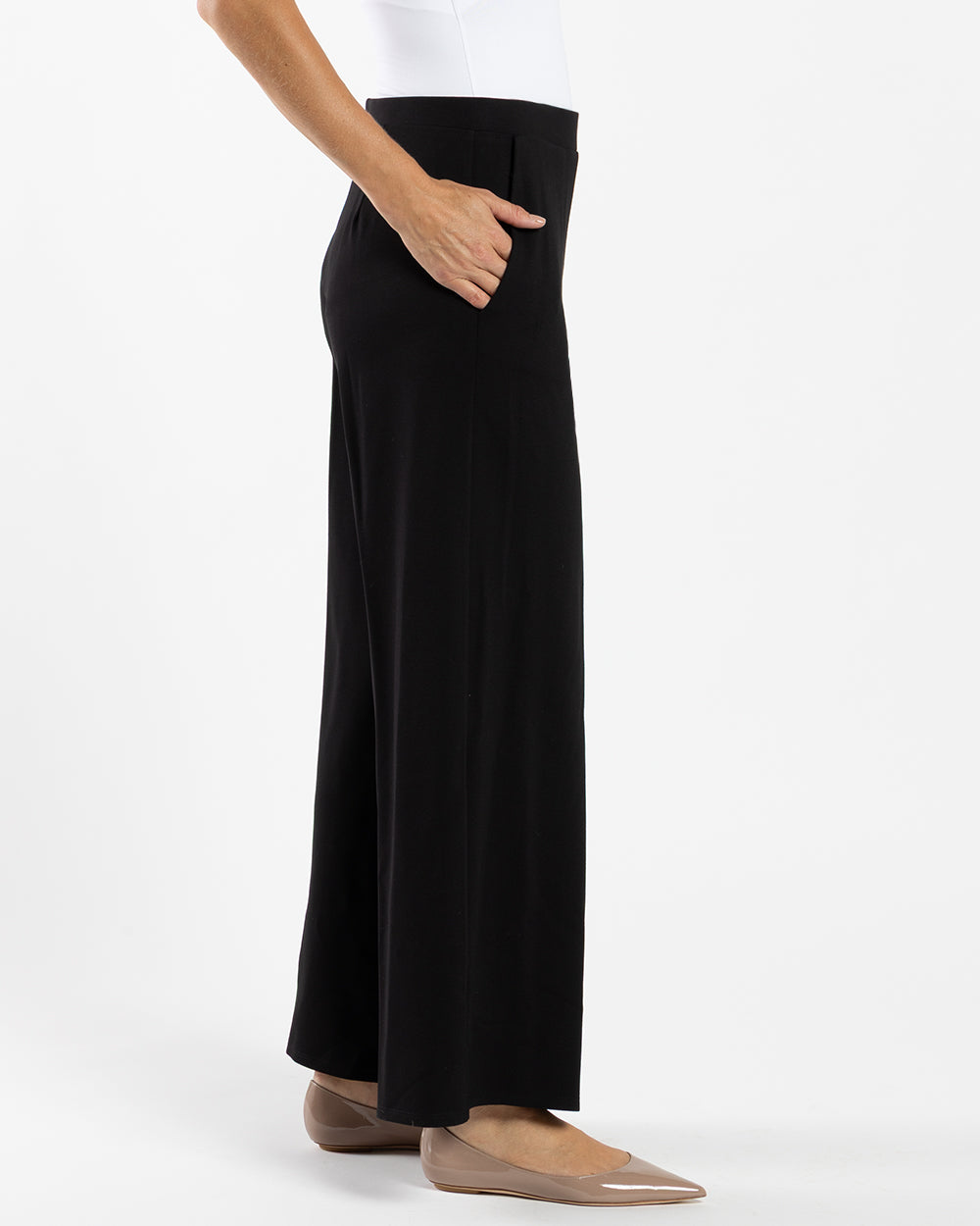 Nicolette Pant - Jude Ponte